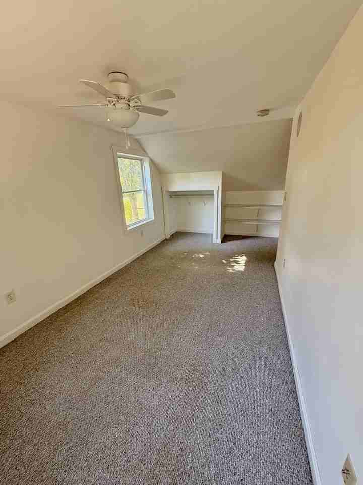 35 Libby Ave #B - Photo 7 of 11