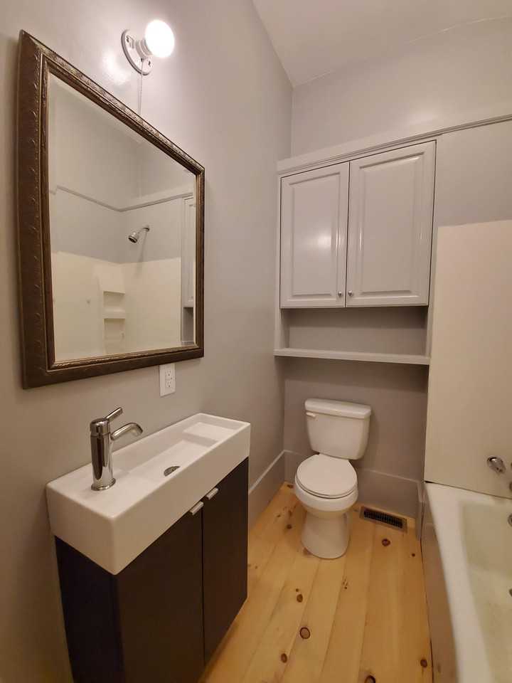 1001 S Person St #NA - Photo 6 of 8