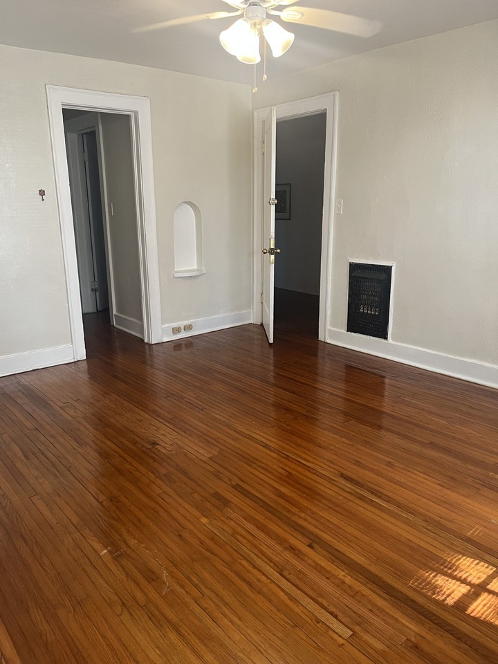 317 City Park Ave #1B - Photo 2 of 7