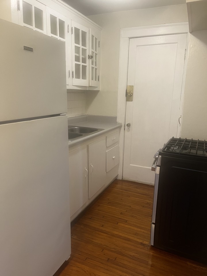 317 City Park Ave #1B - Photo 7 of 7