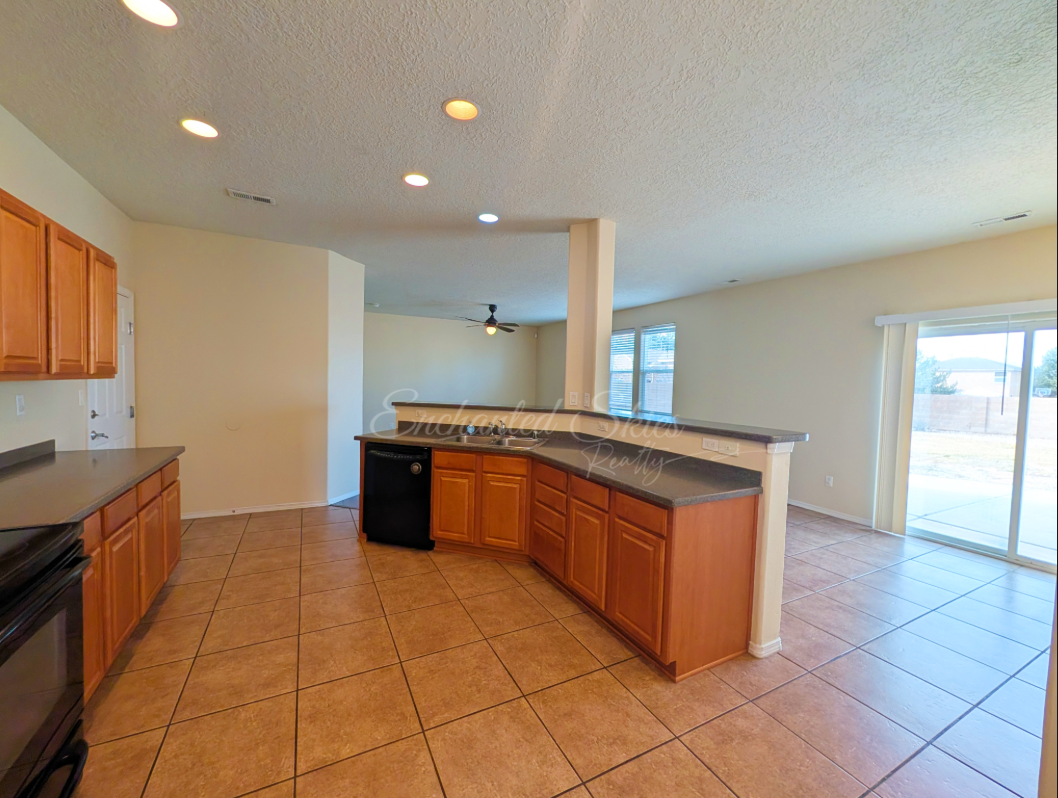 7905 Sierra Altos Pl Nw #NA - Photo 6 of 12