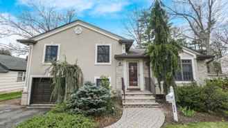 345 11th St #NA - Photo 1 of 1