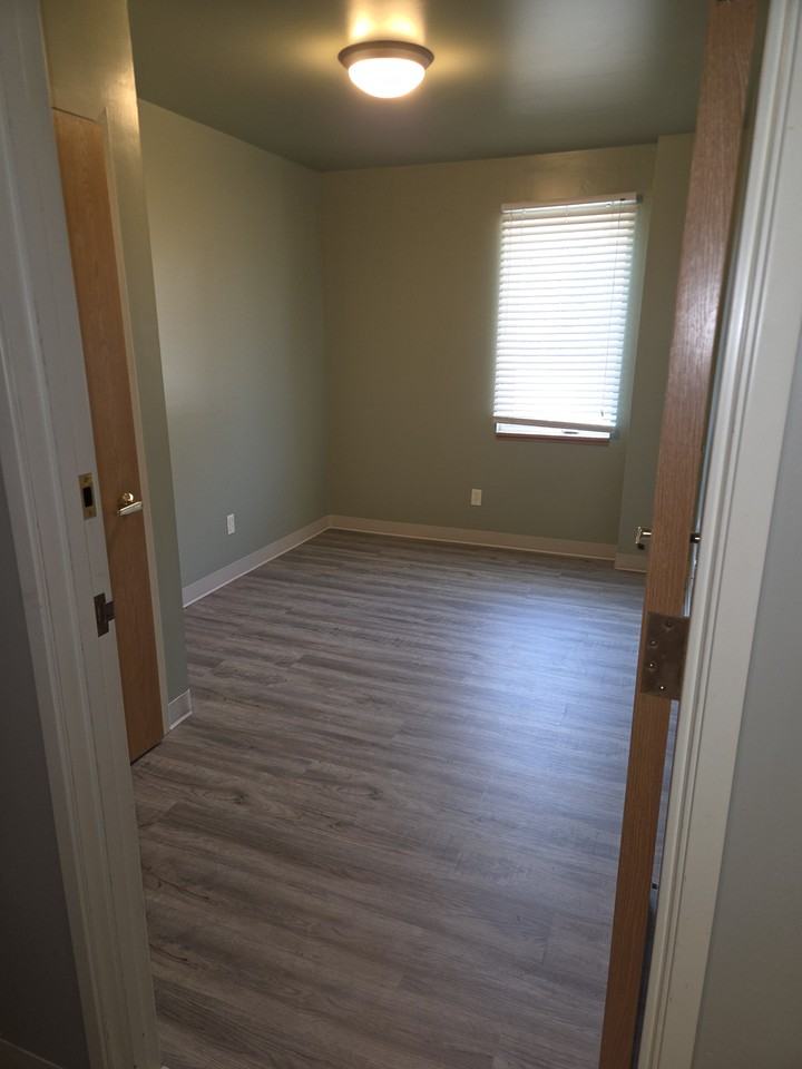 2315 5th Ave S #102 - Photo 6 of 13