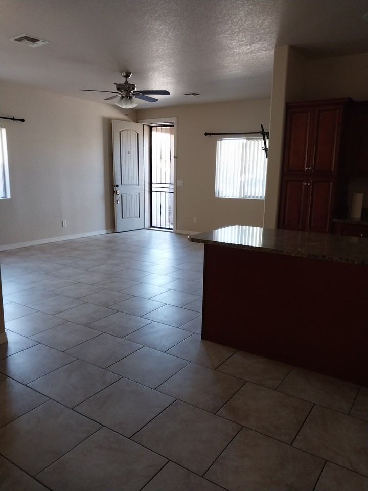 2040 Louise Ave #NA - Photo 2 of 10