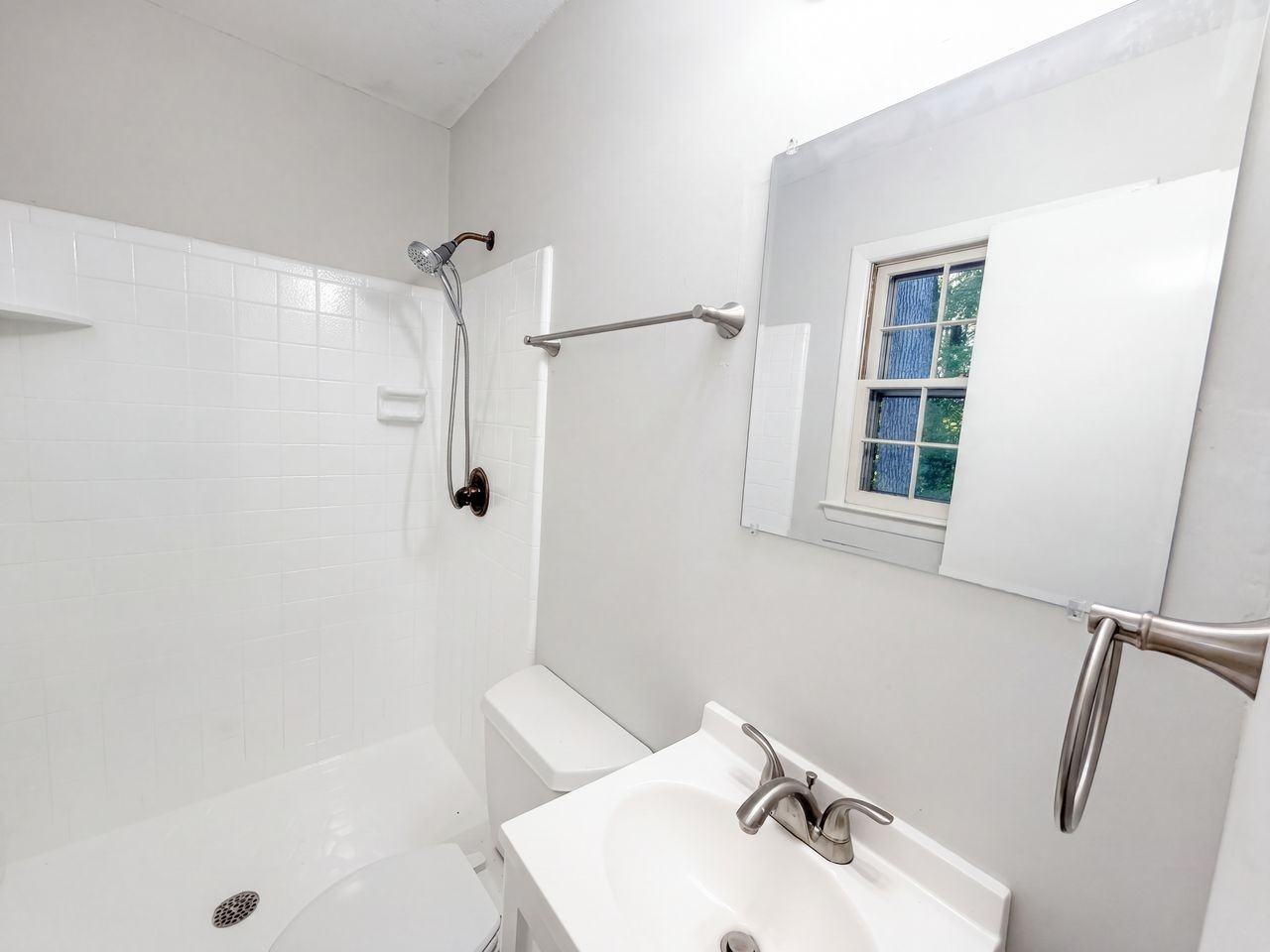 918 Hillview Dr #NA - Photo 7 of 14