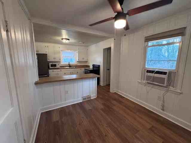 4237 White St #A - Photo 3 of 11