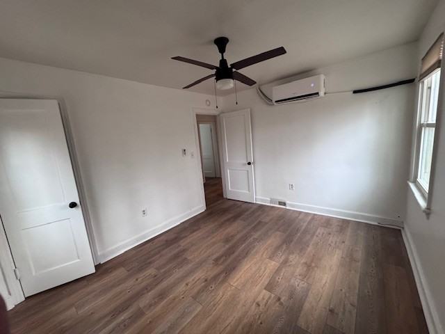 4237 White St #A - Photo 5 of 11