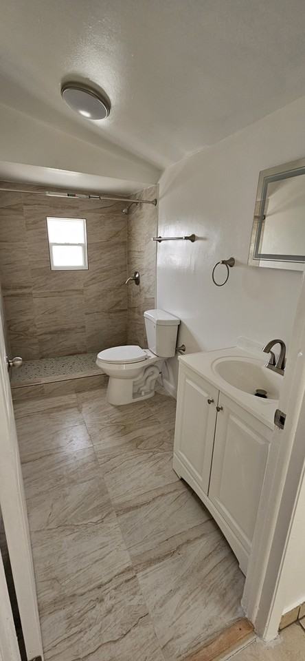321 Sw 16th Ave #NA - Photo 5 of 7