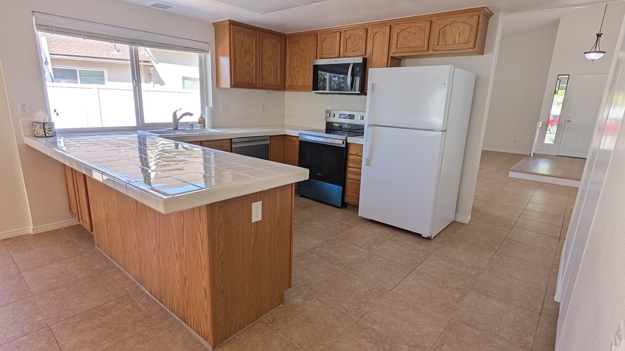 12722 Rife Way #NA - Photo 6 of 21