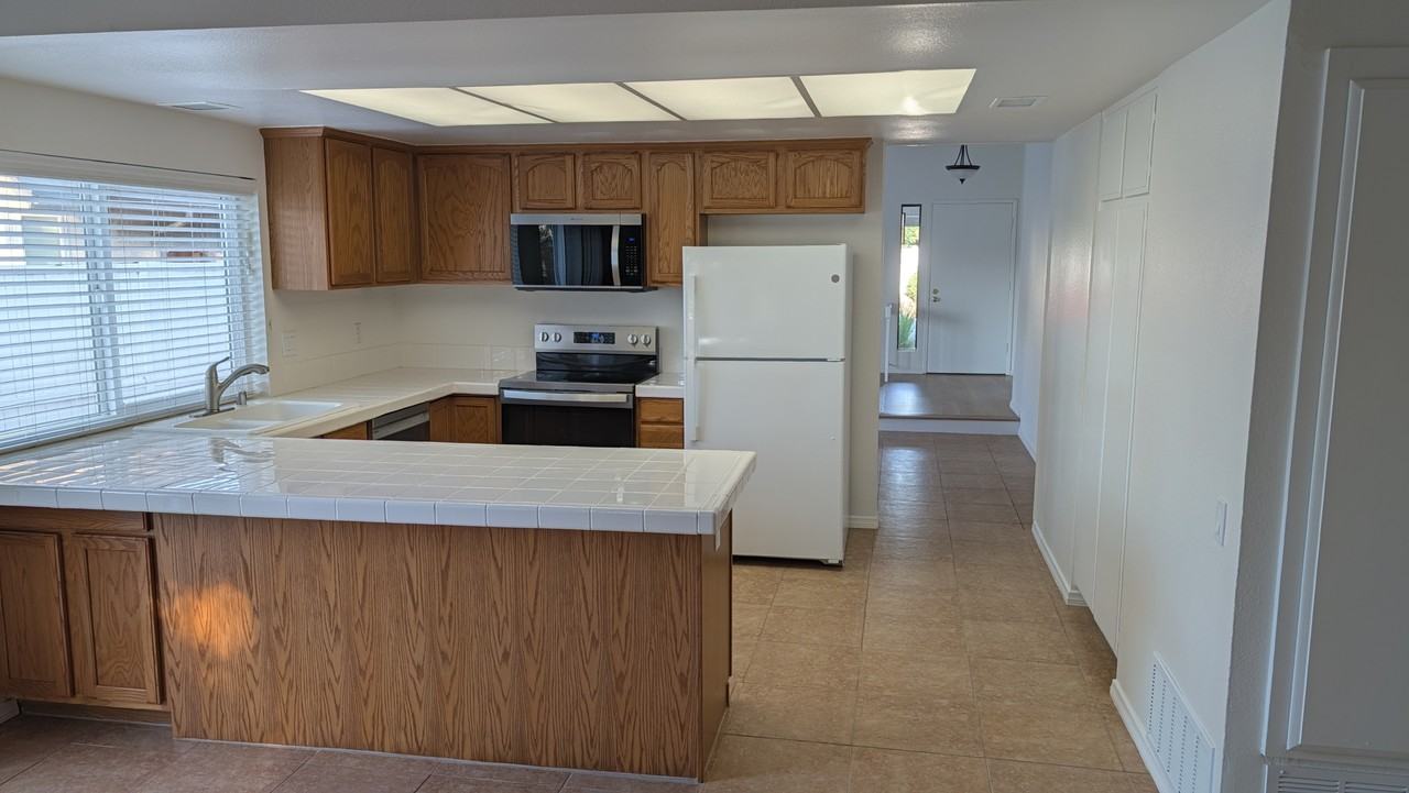 12722 Rife Way #NA - Photo 7 of 21