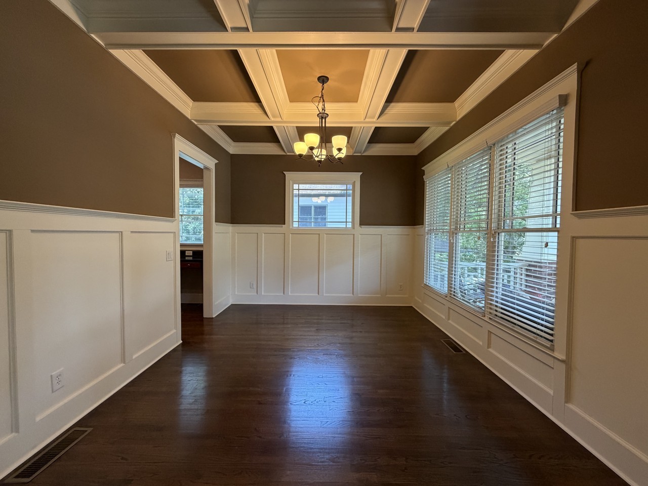 1843 Spring Ave Nw #NA - Photo 3 of 37