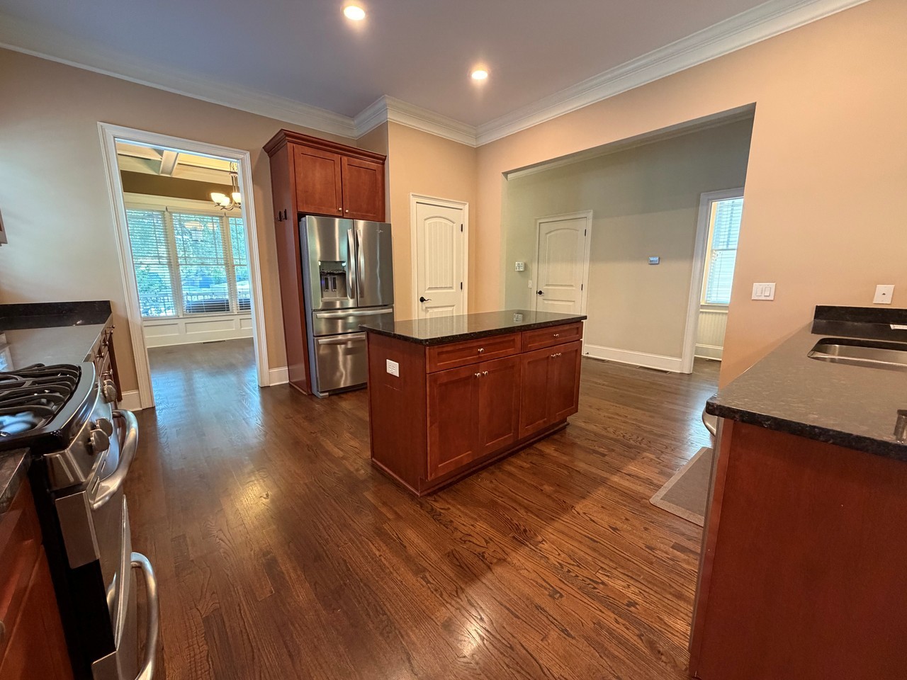 1843 Spring Ave Nw #NA - Photo 5 of 37