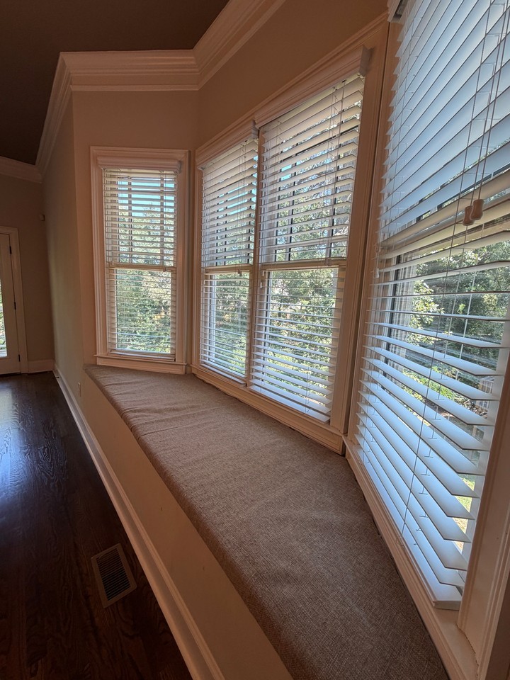1843 Spring Ave Nw #NA - Photo 6 of 37