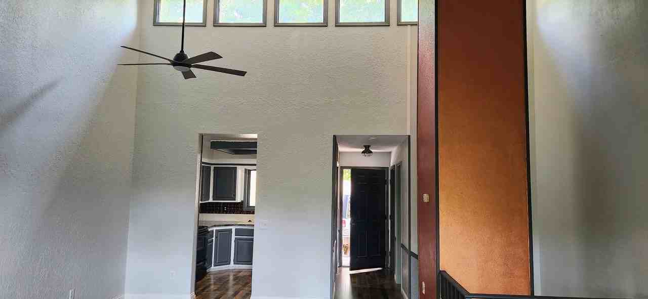 59 Davis Cir #59 - Photo 3 of 14