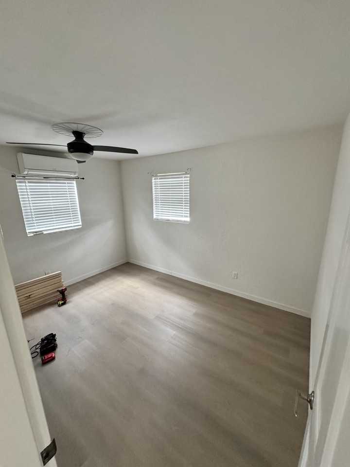 1120 56th Ave N #NA - Photo 7 of 12