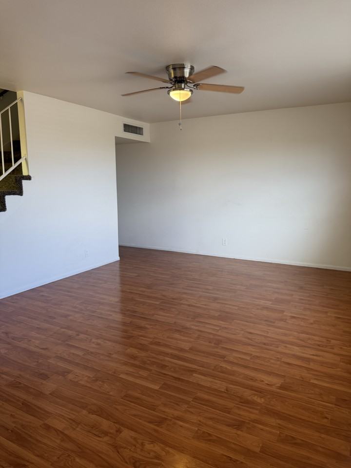 121 E 14th Pl #2 - Photo 3 of 24