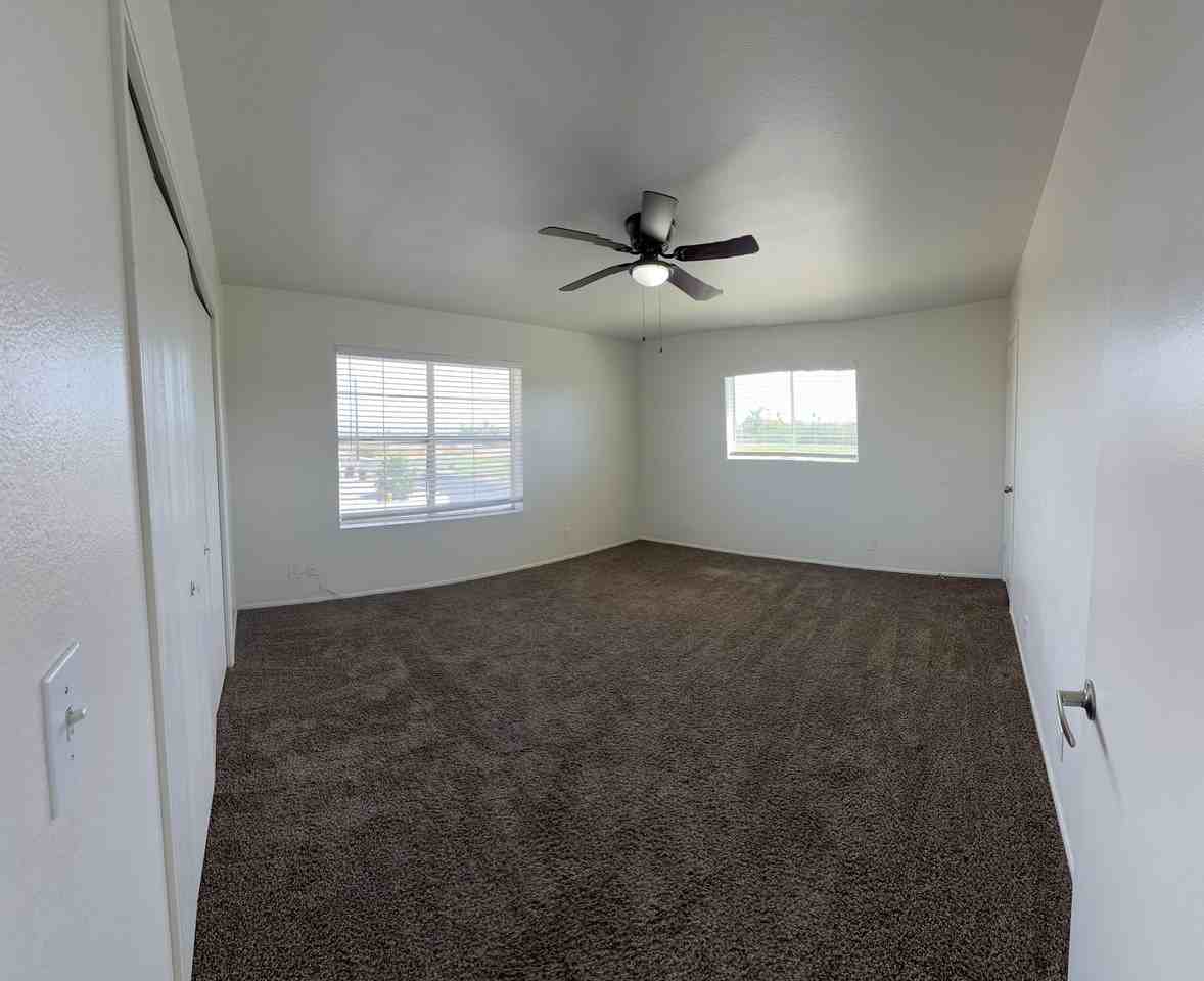 121 E 14th Pl #2 - Photo 6 of 24
