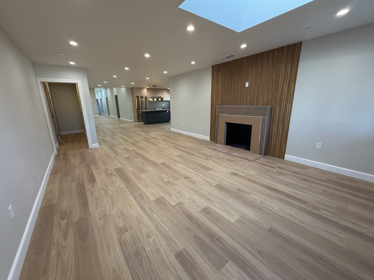 605 Second Avenue - Photo 7 of 11