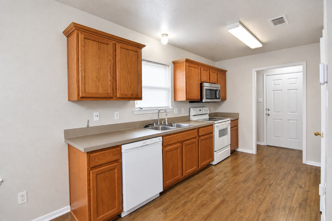 900 Concho St #NA - Photo 6 of 20