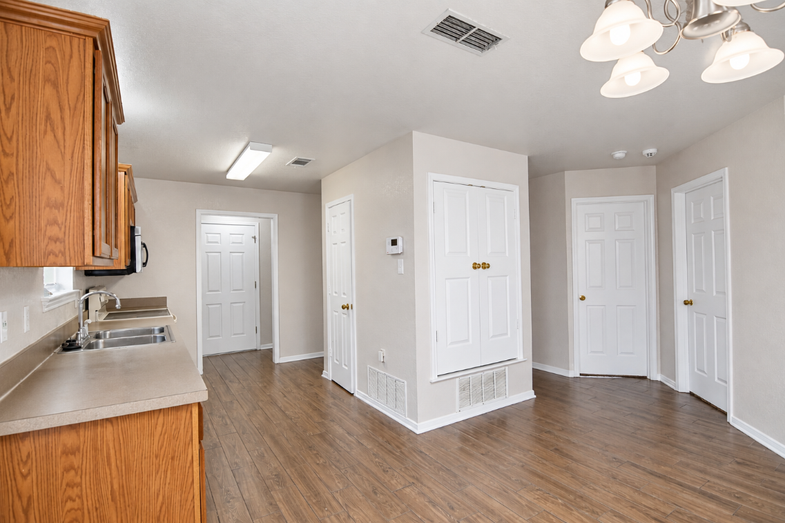 900 Concho St #NA - Photo 7 of 20