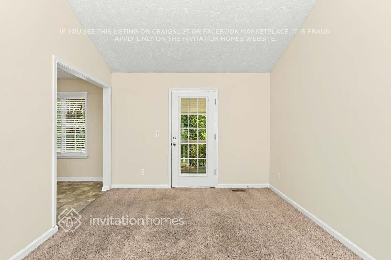 3333 Windgate Dr - Photo 6 of 18