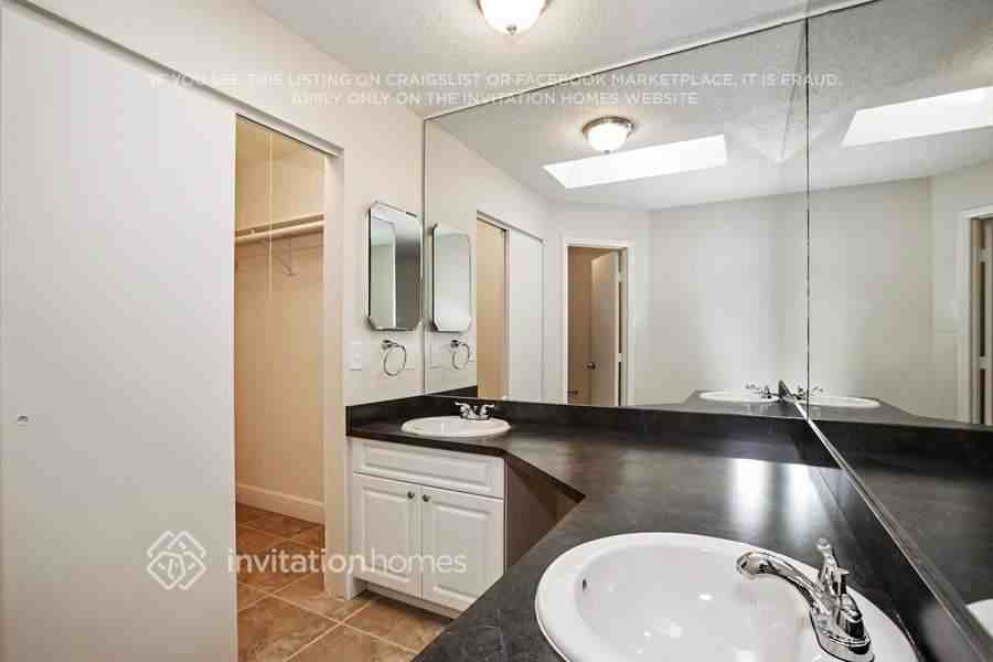 19432 Nw 62nd Ct - Photo 7 of 21