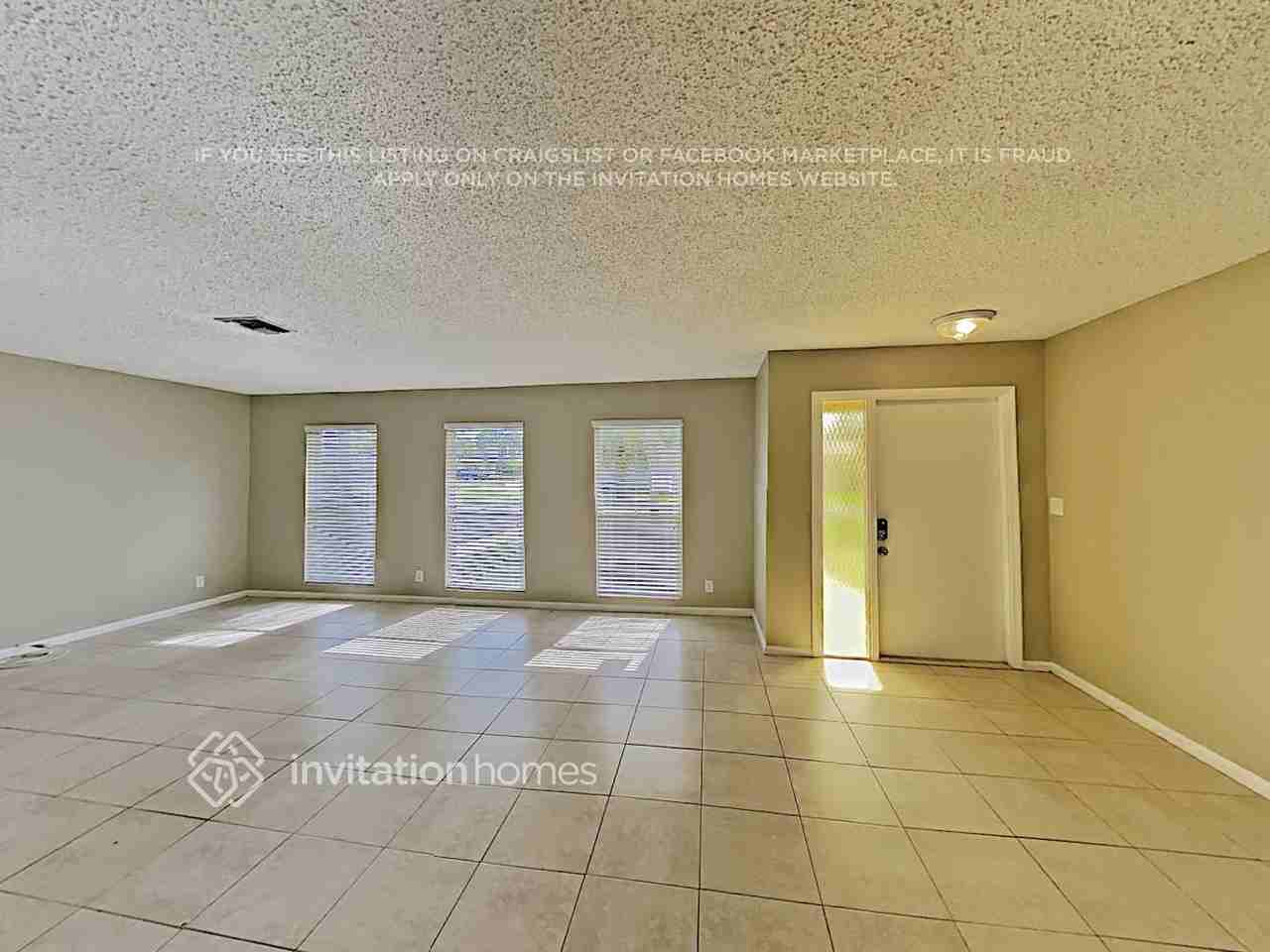 1099 Nw 5th Ave - Photo 3 of 22