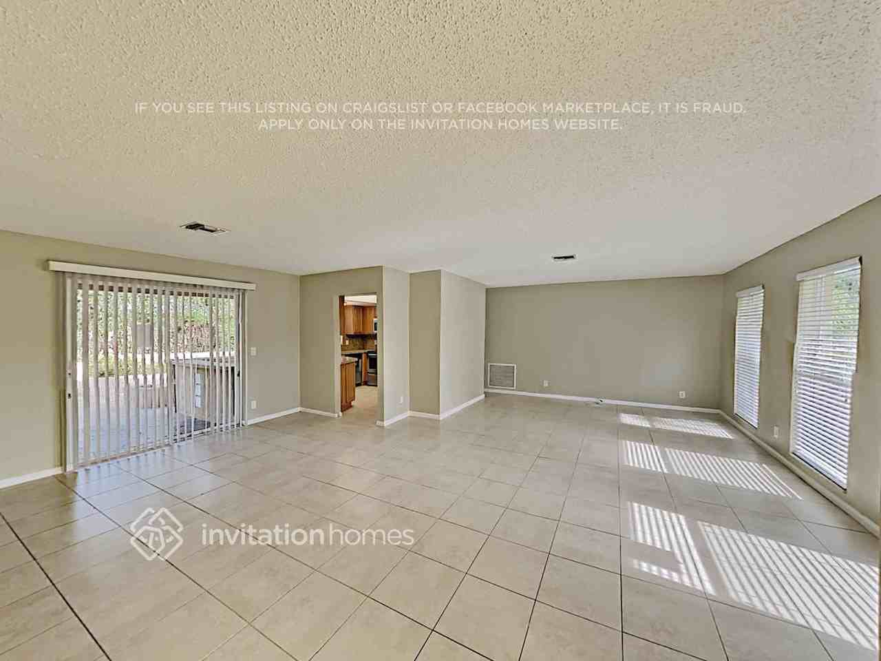 1099 Nw 5th Ave - Photo 6 of 22
