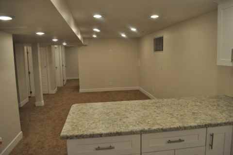 1071 W 10550 S - Photo 4 of 15