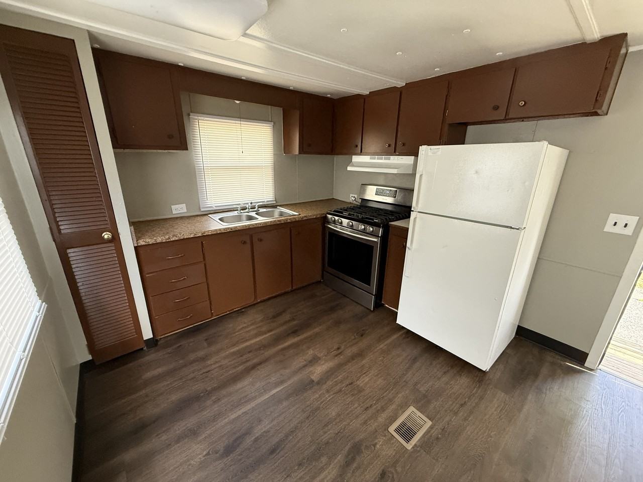 17 Riverview LaneLot 10 #10 - Photo 2 of 8