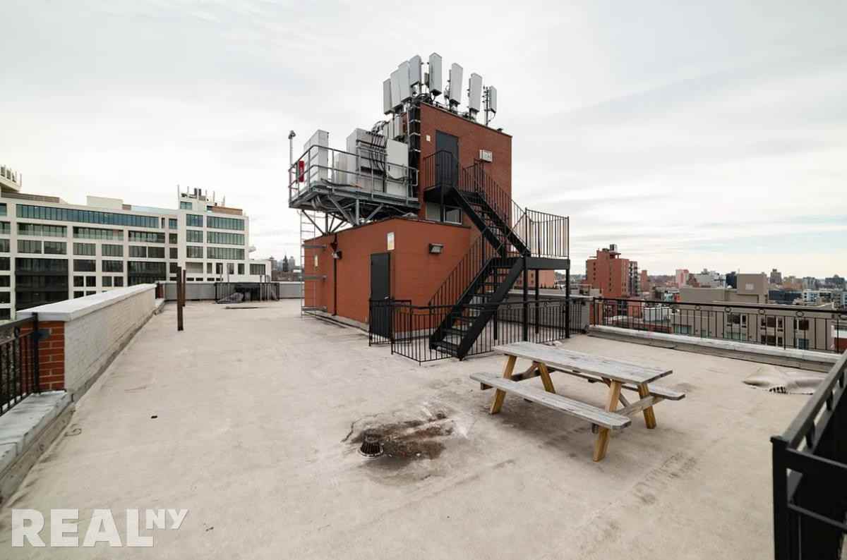 Warren St #403 - Photo 6 of 8