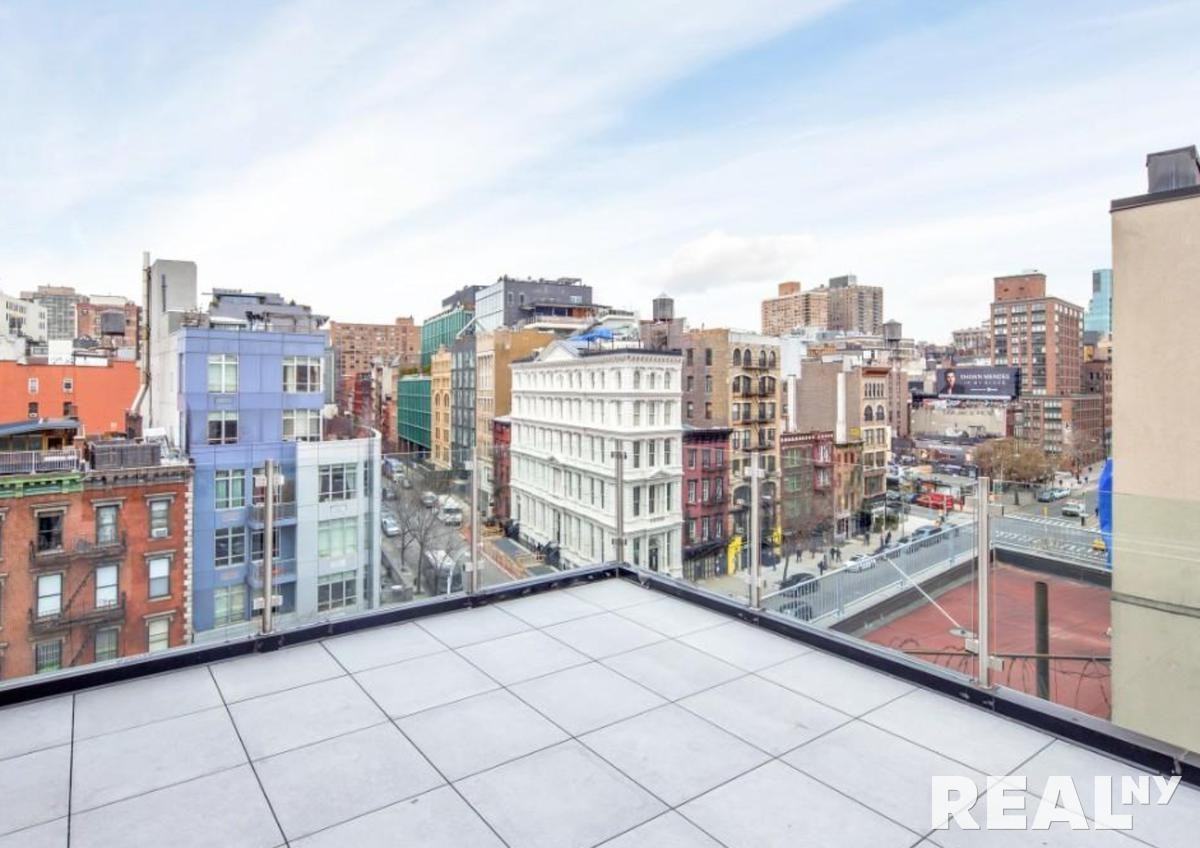 Bowery #3 - Photo 7 of 11