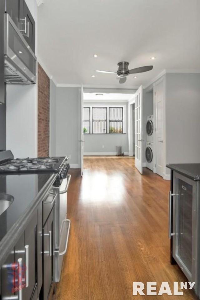 E 26th St #1C - Photo 6 of 7
