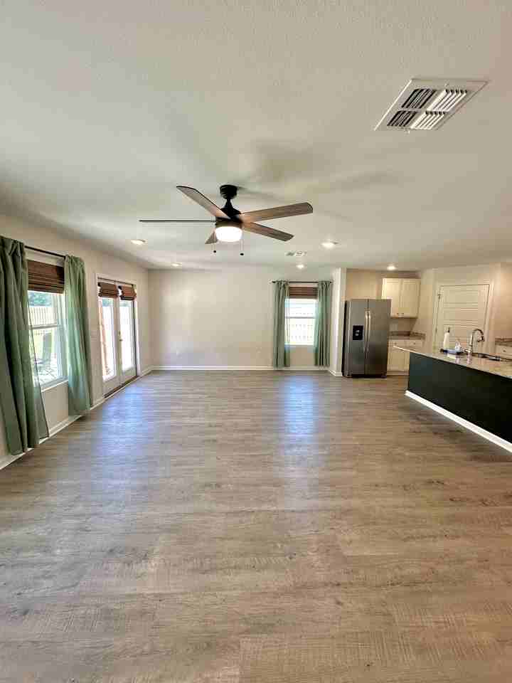 26 Gray Fox Ct #1 - Photo 3 of 22