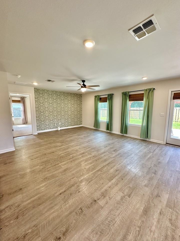 26 Gray Fox Ct #1 - Photo 5 of 22