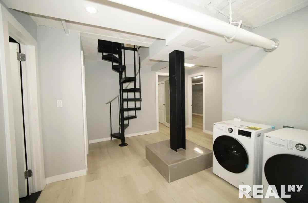 Stanton St #1D1 - Photo 7 of 9