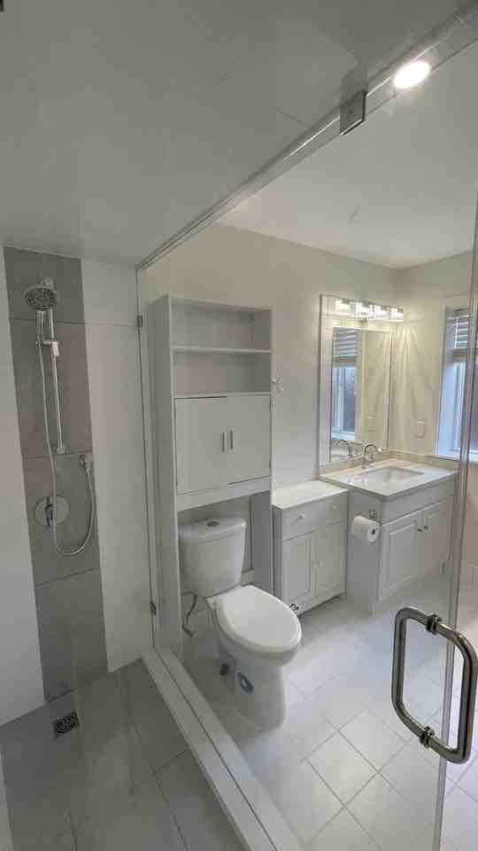1422 Foster Avenue - Photo 3 of 6