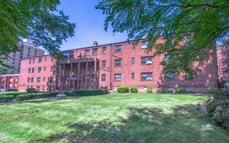 255 S Harrison St #G2 - Photo 1 of 1