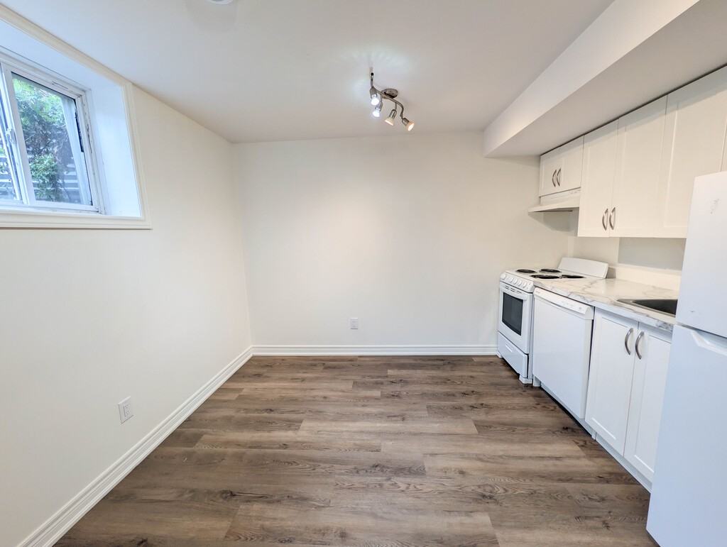 36 Viger Dr - Photo 4 of 18