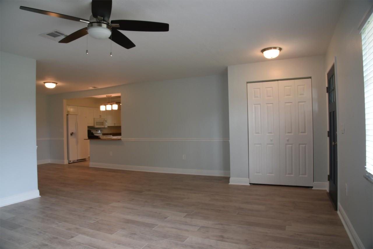 735 98th Ave N #1 - Photo 4 of 13