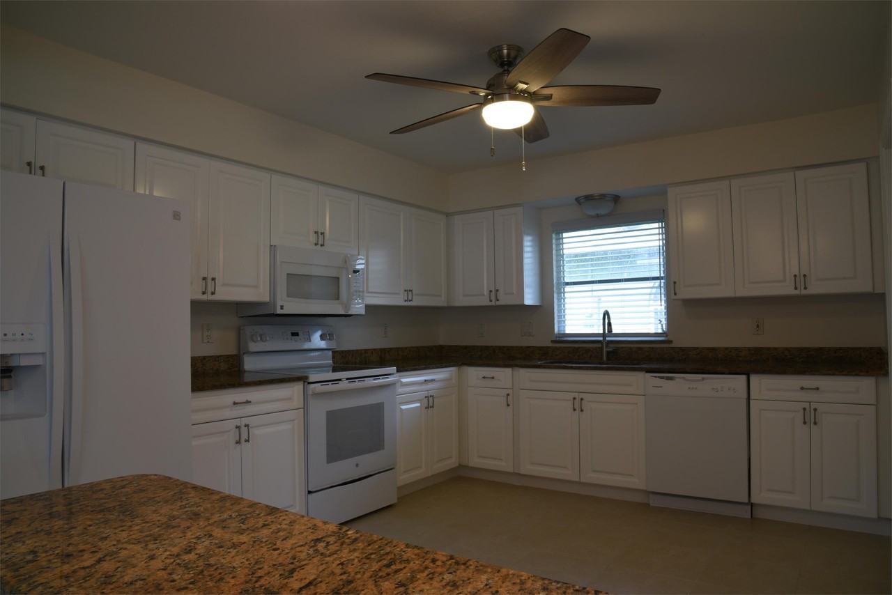 735 98th Ave N #1 - Photo 6 of 13