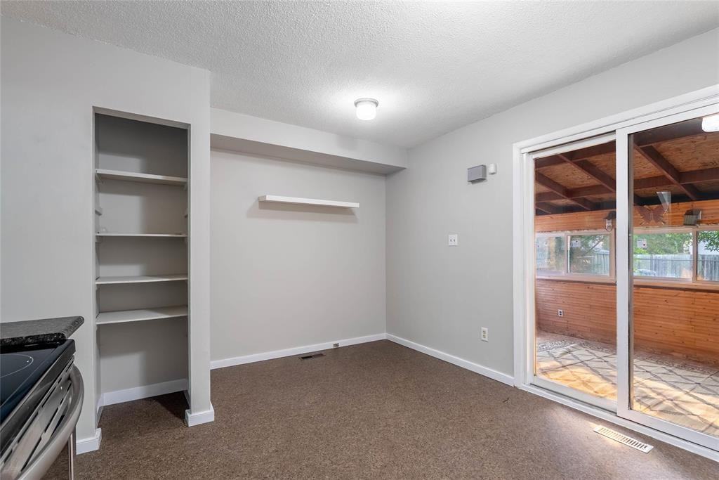 21 Gendreau Ave - Photo 7 of 18
