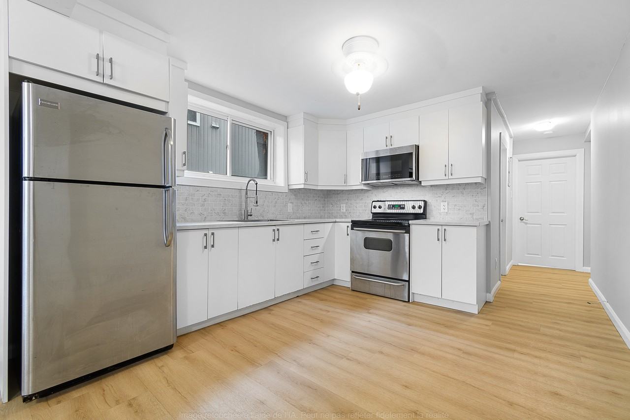 267 Rue Guillemette - Photo 3 of 18