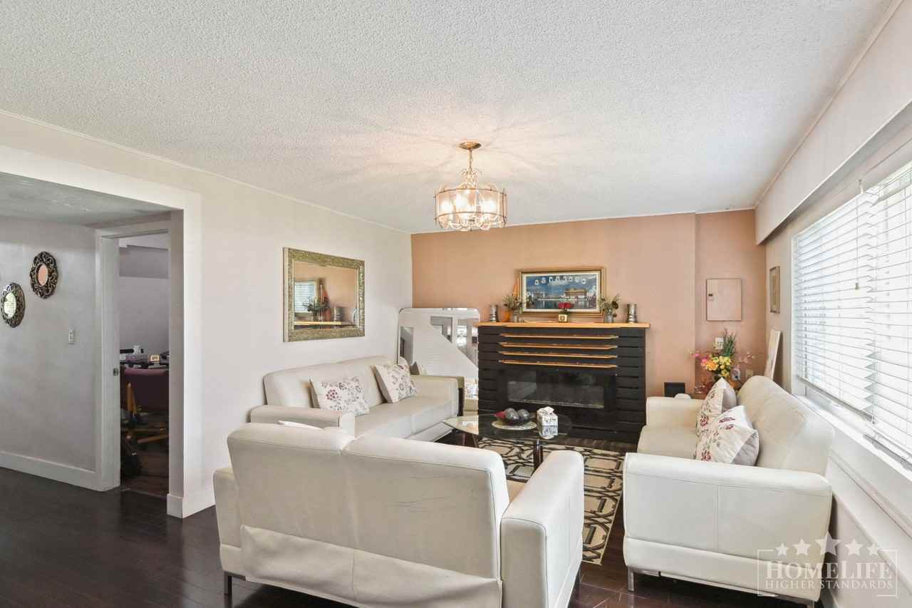 11860 75a Ave - Photo 4 of 23