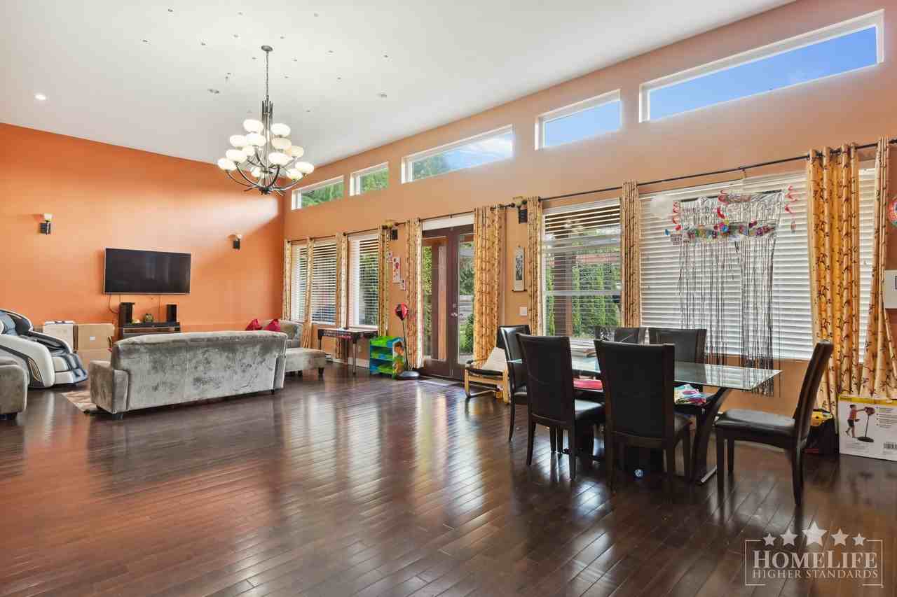 11860 75a Ave - Photo 6 of 23