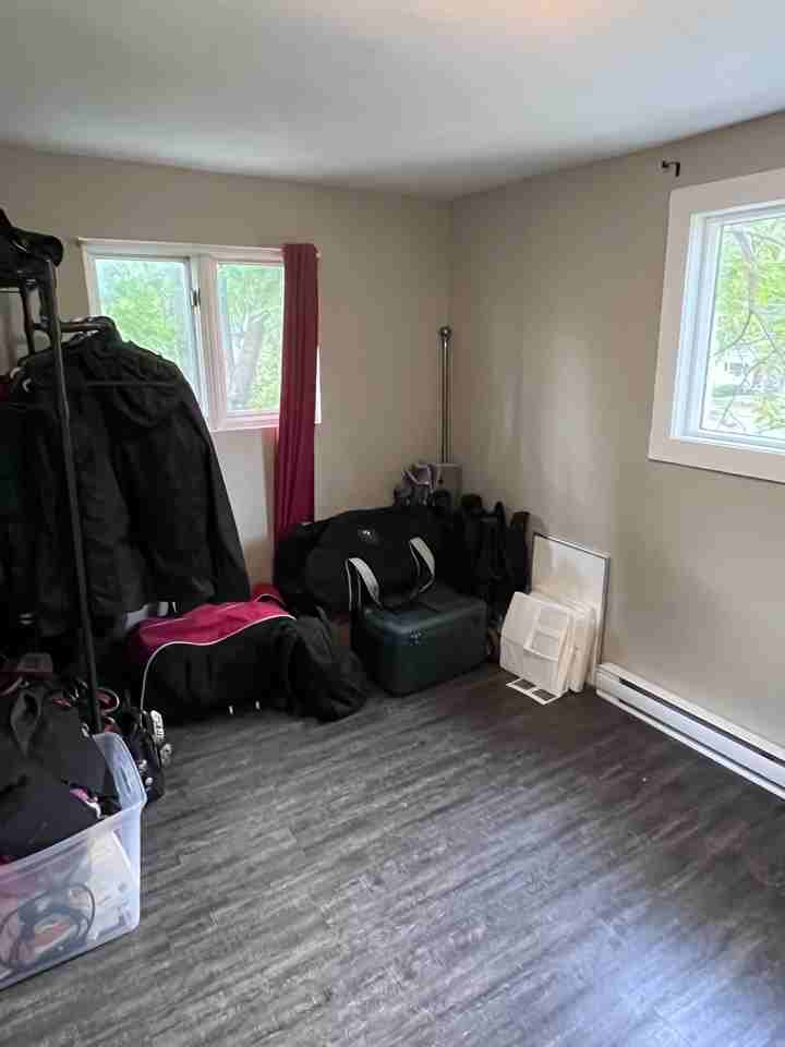238 Arlington St - Photo 6 of 13