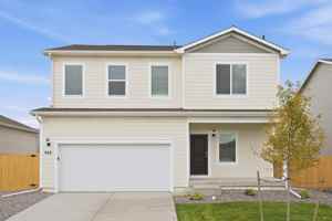 featured image of 943 Gianna Ave