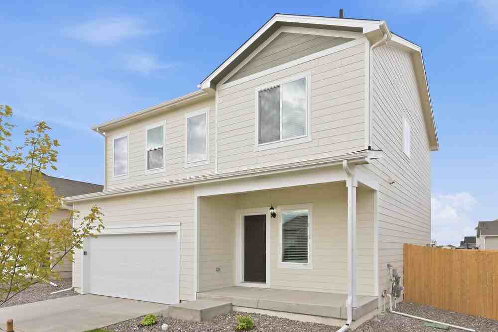943 Gianna Ave - Photo 4 of 17