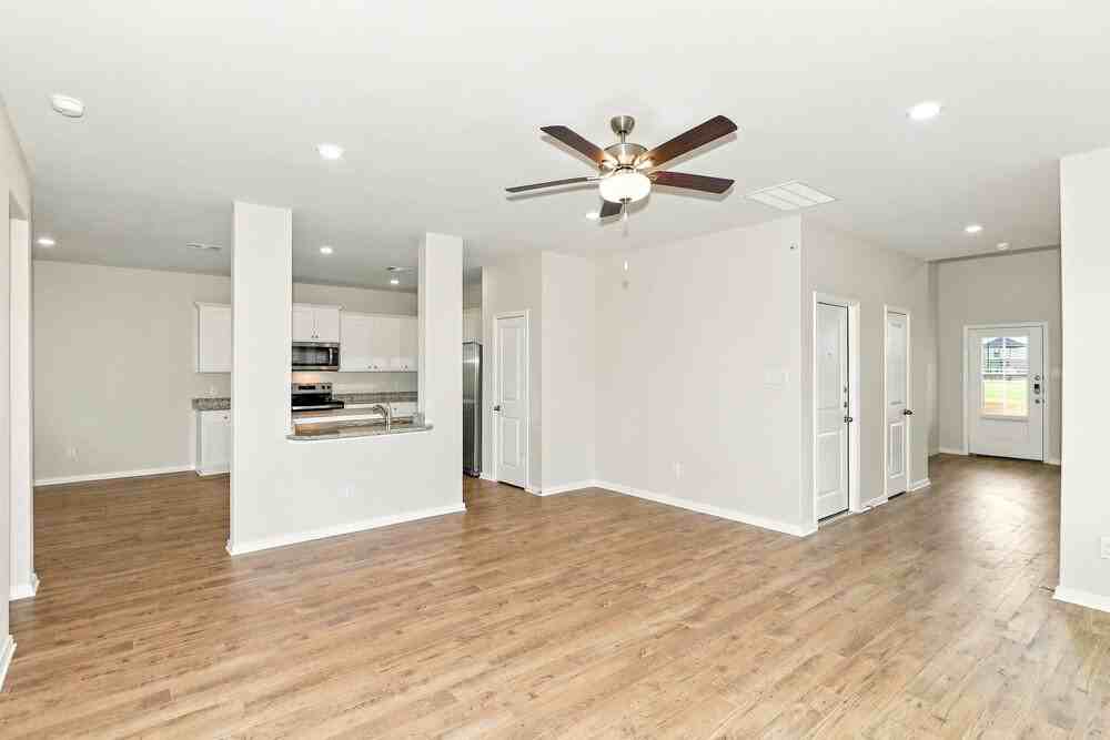 7650 Tipton Meadow Way - Photo 4 of 17