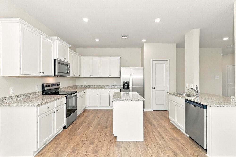 7650 Tipton Meadow Way - Photo 6 of 17